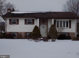 309 Mowery Rd, Fredericksburg, PA 17026