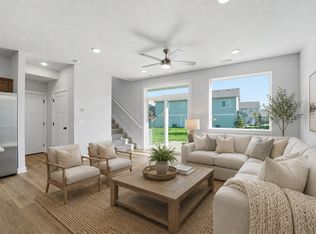 235 NW Waverly Dr, Waukee, IA 50263