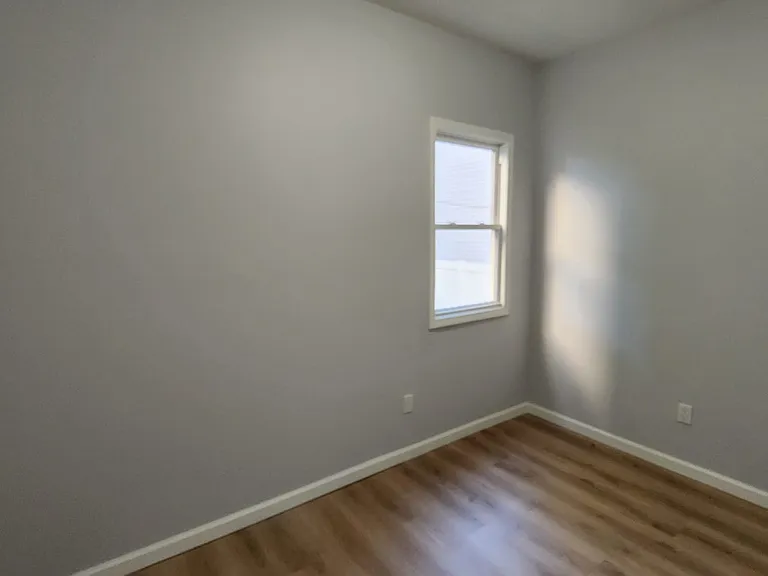 1010 Flora St #1 — Photo 11