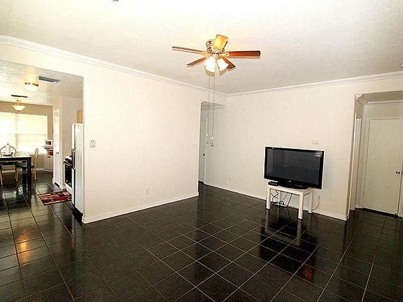 5th image of 13107 Willow Landing Ln