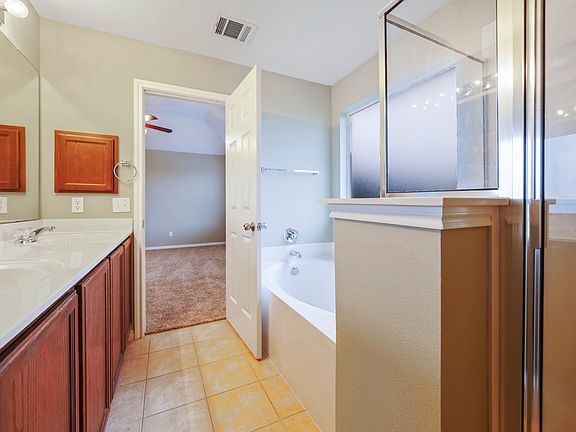 5th image of 700 Mandarin Flyway APT 404