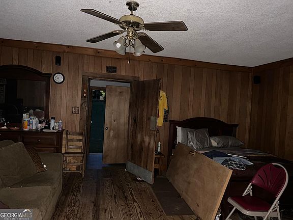 2nd image of 9742 S Sparta Davisboro Rd