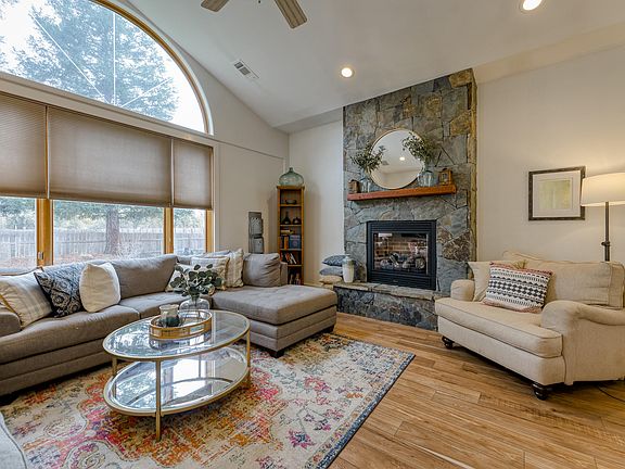 4th image of 9311 Wagonette Ct