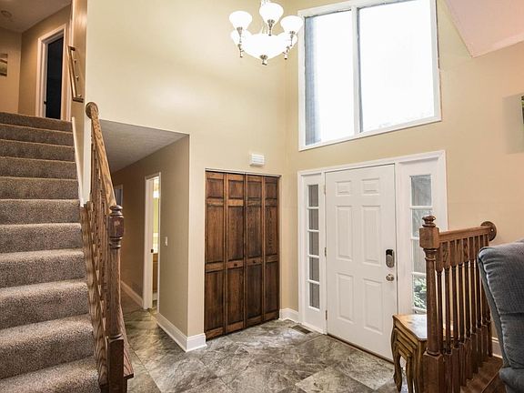 4th image of 3966 Bluebird Ct