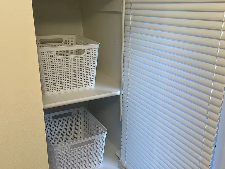 Bathroom storage nook