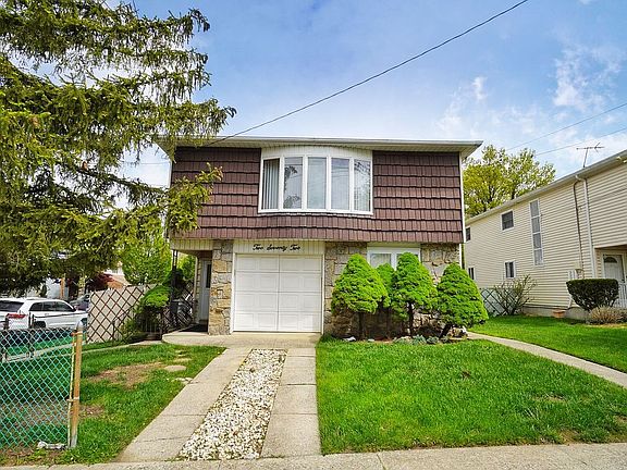 2nd image of 272 Warwick Ave