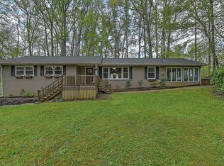 2 Red Oak Cir, Johnson City, TN 37604