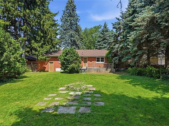 3rd image of 524 Dorval Dr