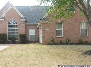 7409 Roundtable Dr, Southaven, MS 38671