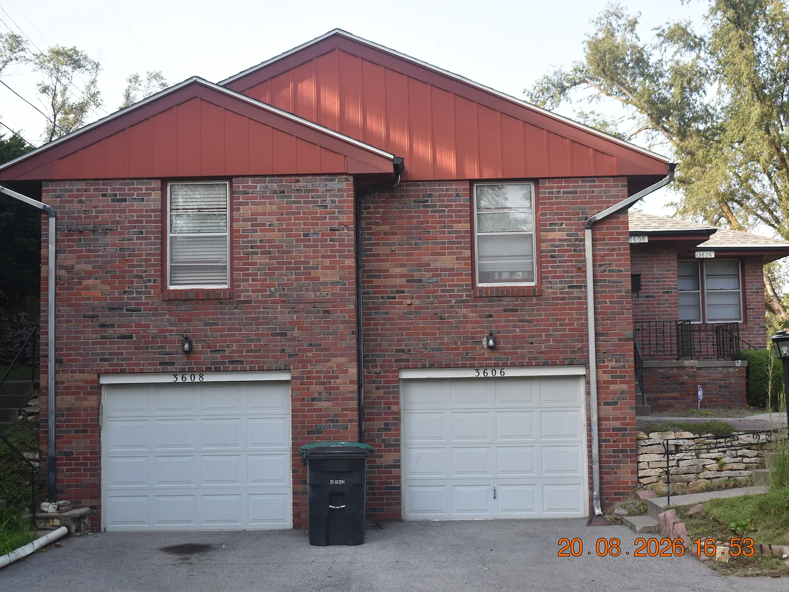 3 bed, 1300 sqft, $1,850 — Photo 4
