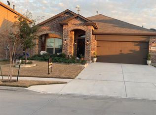 1741 Falling Star Dr, Haslet, TX 76052