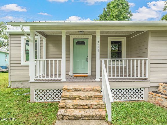 4th image of 311 Carlton Ct