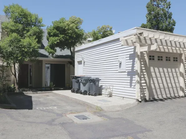 325 E 8th St APT 2, Davis, CA 95616