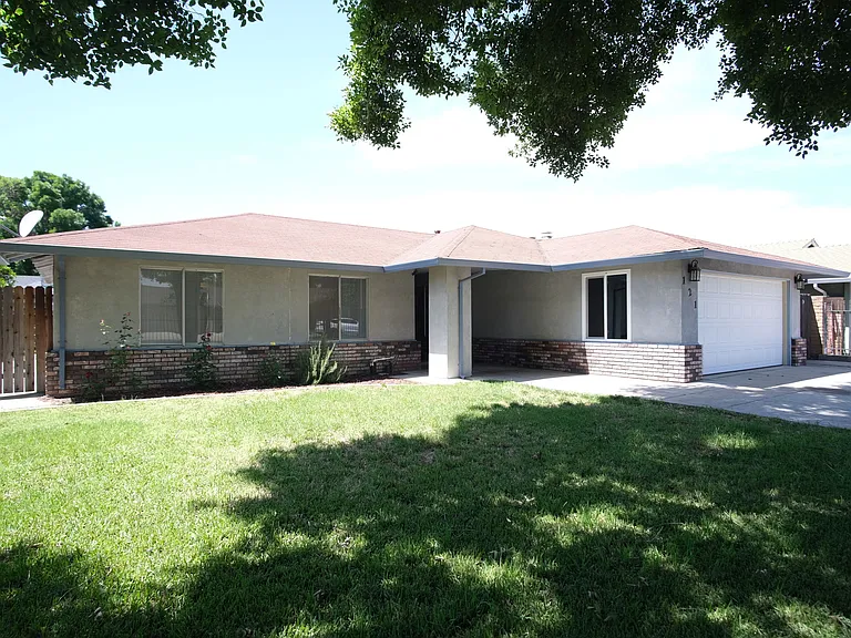 121 Eula Dr — Photo 8