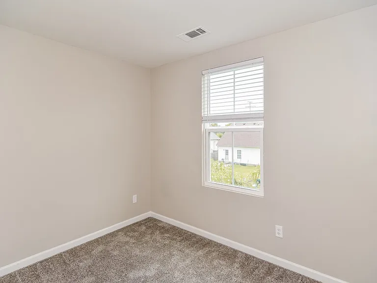 106 Norwich Ct — Photo 13