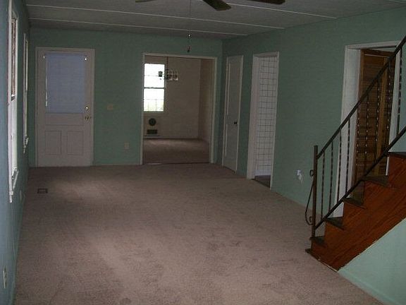 2nd image of 1033 Bedford Dr