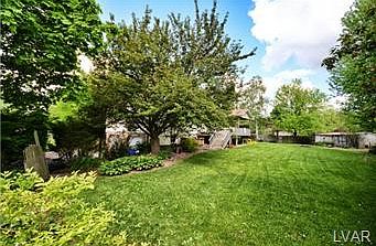 4th image of 1234 Mary Dr