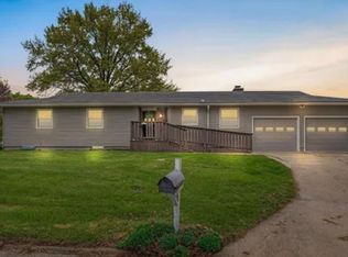 2901 Colt Dr, Lawrence, KS 66049