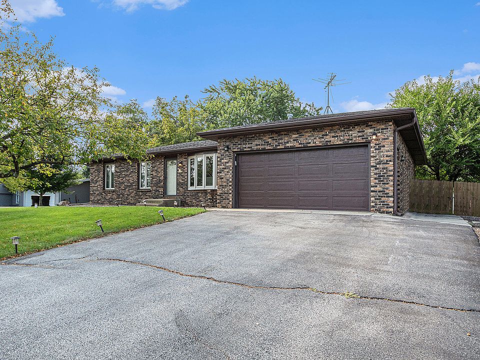 1st image of 146 Curtis Dr