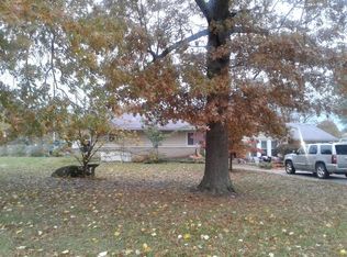 605 S Miller Rd, Willard, MO 65781