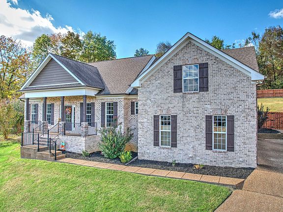 2nd image of 410 Boulder Creek Ct