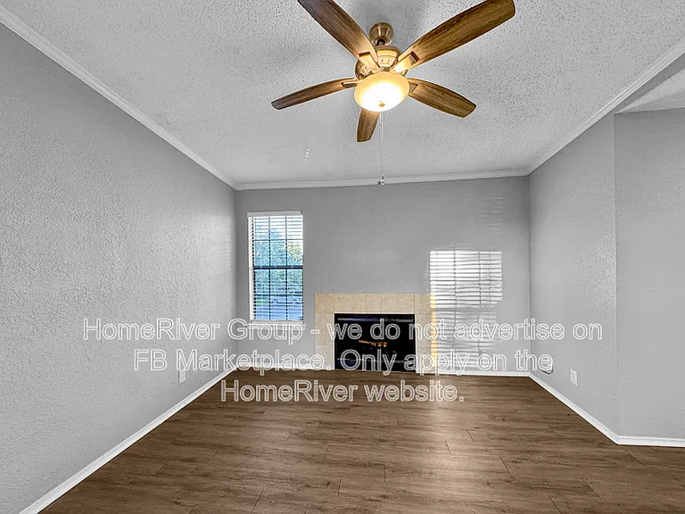 4748 Old Bent Tree Ln #302 — Photo 2