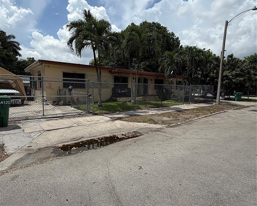 2nd image of 2340 NW 15th Ave