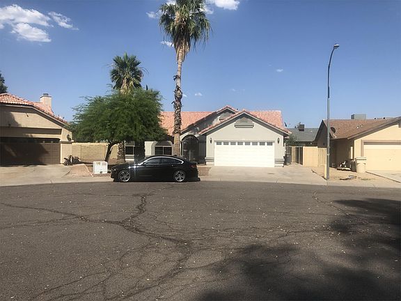 3rd image of 5161 N 74th Dr