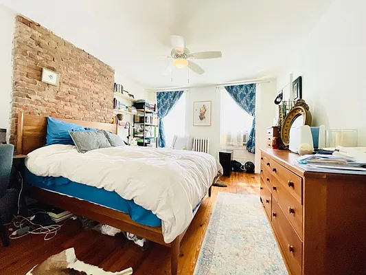 Rented by Level Group | media 14