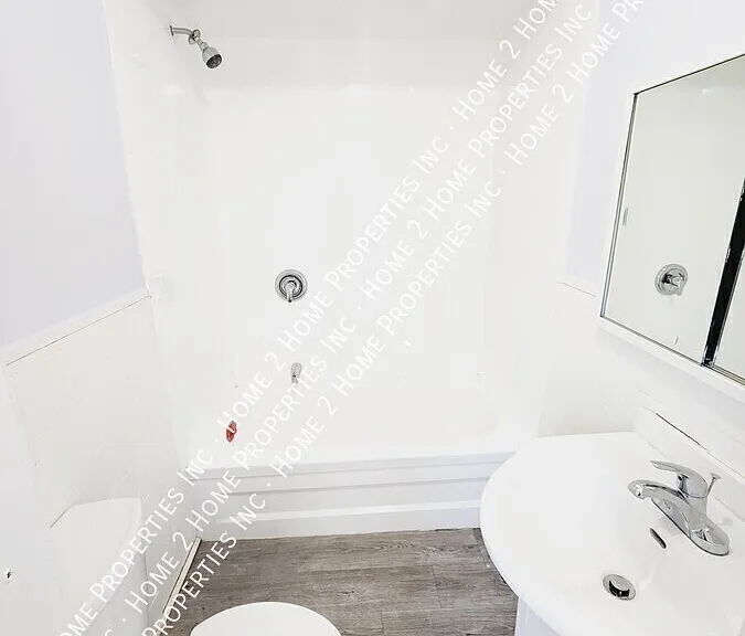 1107 Pierre Ave #3 — Photo 9