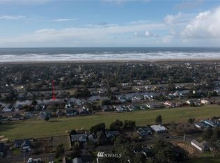207 Canal Dr NE, Ocean Shores, WA 98569