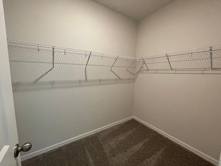 33898 Floating Heart Ct — Photo 13