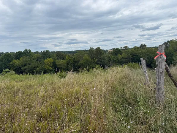 32 Lehman Dr, De Mossville, KY 41033