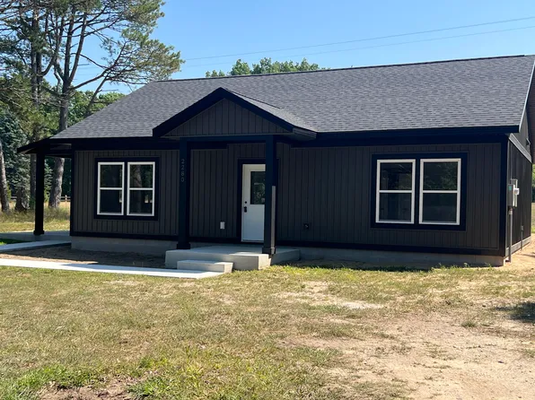 2280 N Lakeshore Dr, Ludington, MI 49431