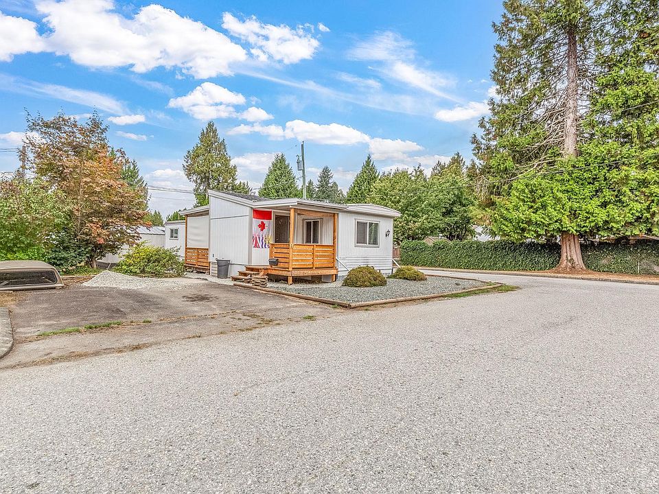 1st image of 21163 Lougheed Hwy #32