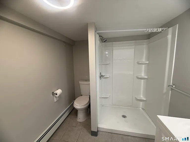 382 Vine St #6 — Photo 10