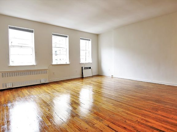 5th image of 71 W 85th St APT 5C