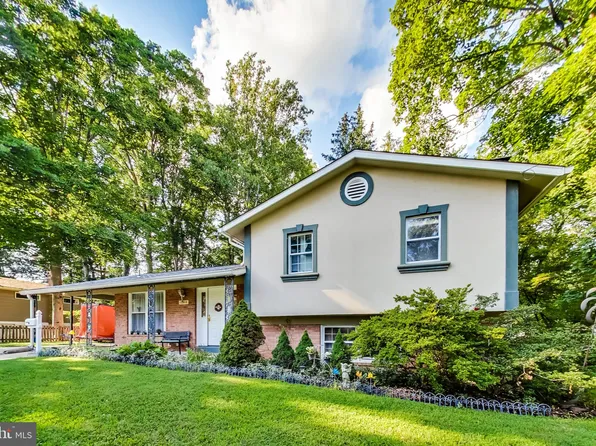 13916 Dowlais Dr, Rockville, MD 20853