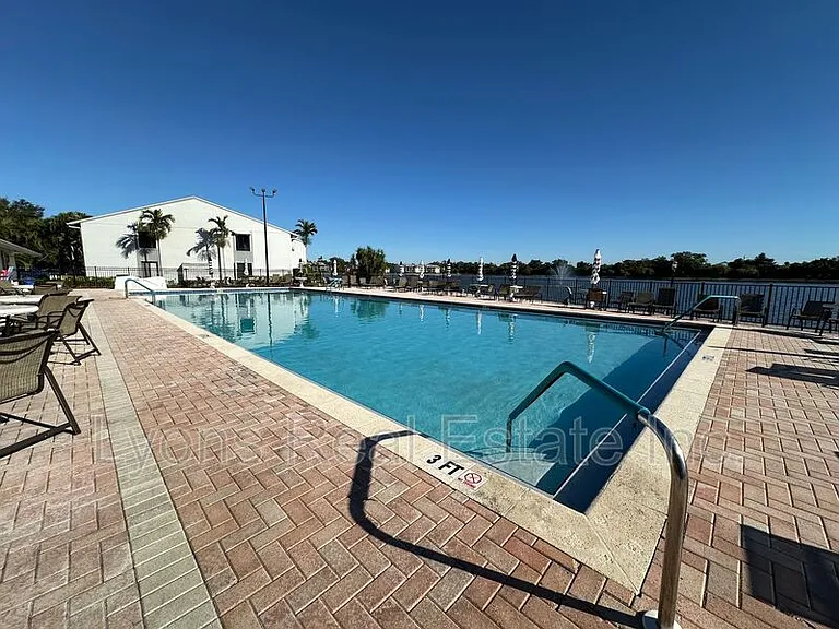 4701 Lakeside Club Blvd #10 — Photo 7