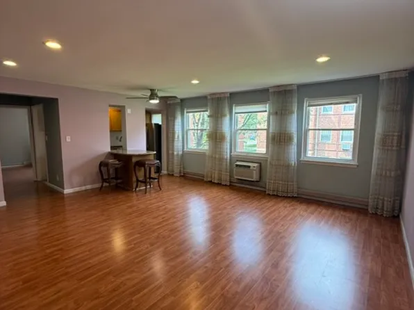 13813 Cedar Rd APT 202, Cleveland, OH 44118