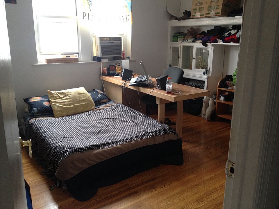 1st image of 346 6th St APT 3