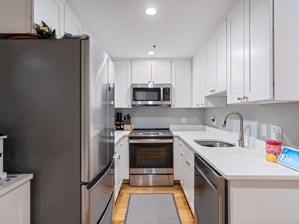 357 Commercial St Boston, MA, 02109 Apartments for Rent Zillow