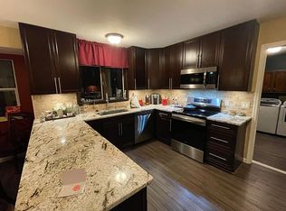 136 Cedar Crest Ct, Weldon Spring, MO 63304