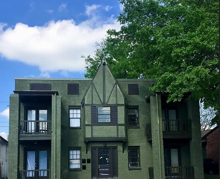 9 N College Ave #2 — Photo 1