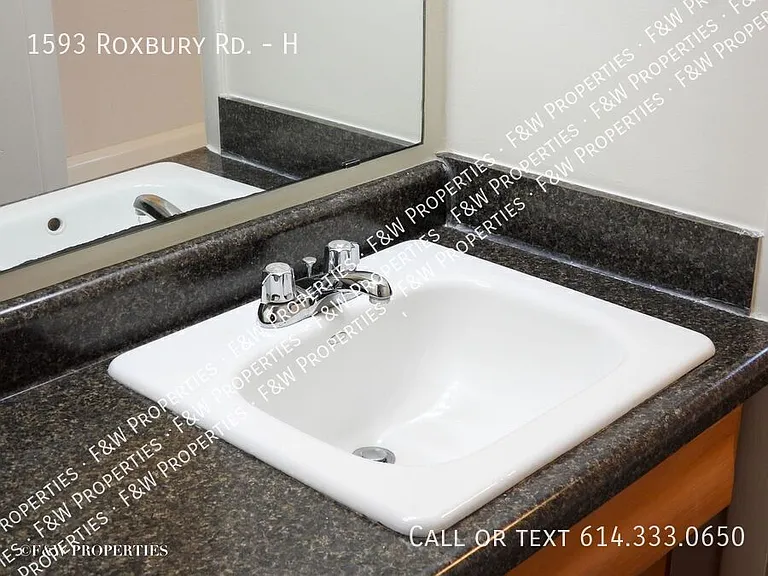 1593 Roxbury Rd #H — Photo 27