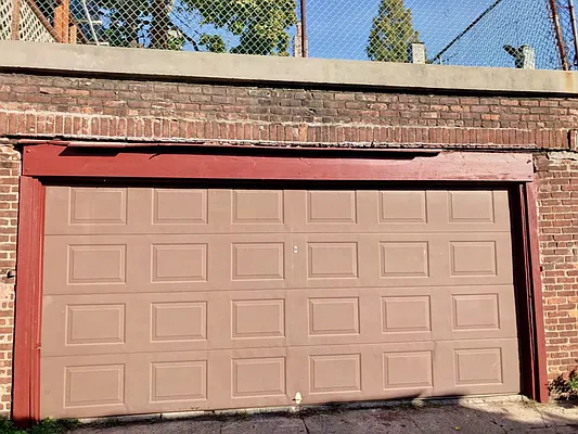 Sold by Keller Williams NYC | media 27