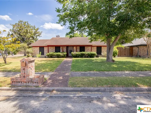 414 Maplewood Dr, Victoria, TX 77901