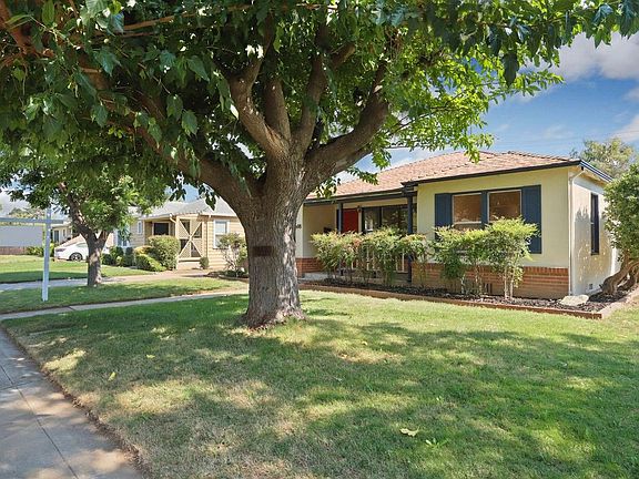 3rd image of 608 Alicante Dr