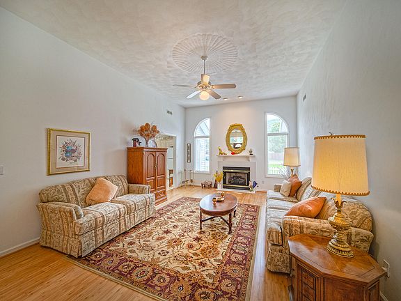 5th image of 3700 Jordan Cir