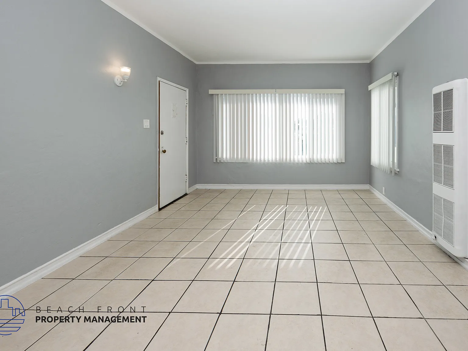 1430 Elm Avenue — Photo 4